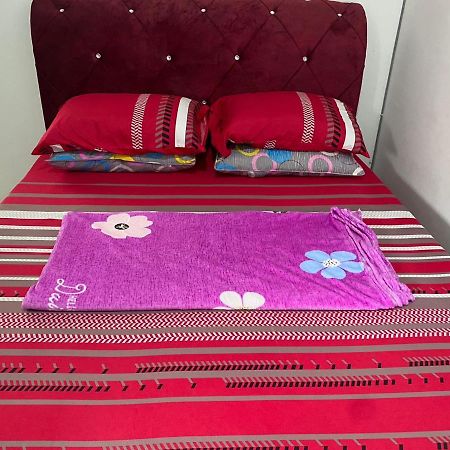 Klia Redza Homestay Kota Warisan Malay Only Sepang Extérieur photo
